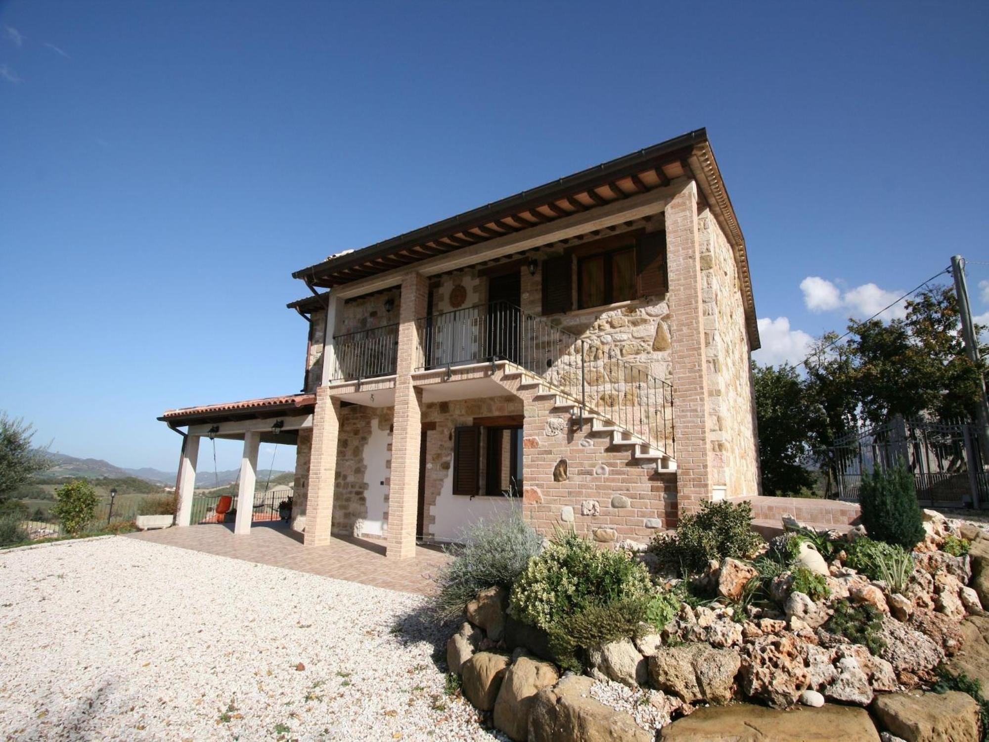 Timeless Villa In Cagli With Garden And Swimming Pool Exteriér fotografie